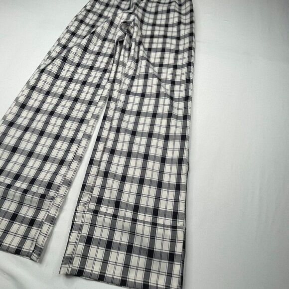 Princess Polly Euros Plaid Pants - Picture 10 of 14